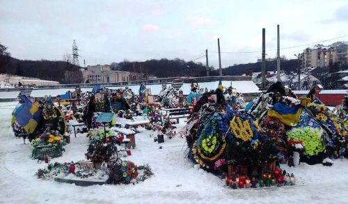 Львів: капелани молитимуться панахиду кожної останньої суботи місяця на Личаківському кладовищі